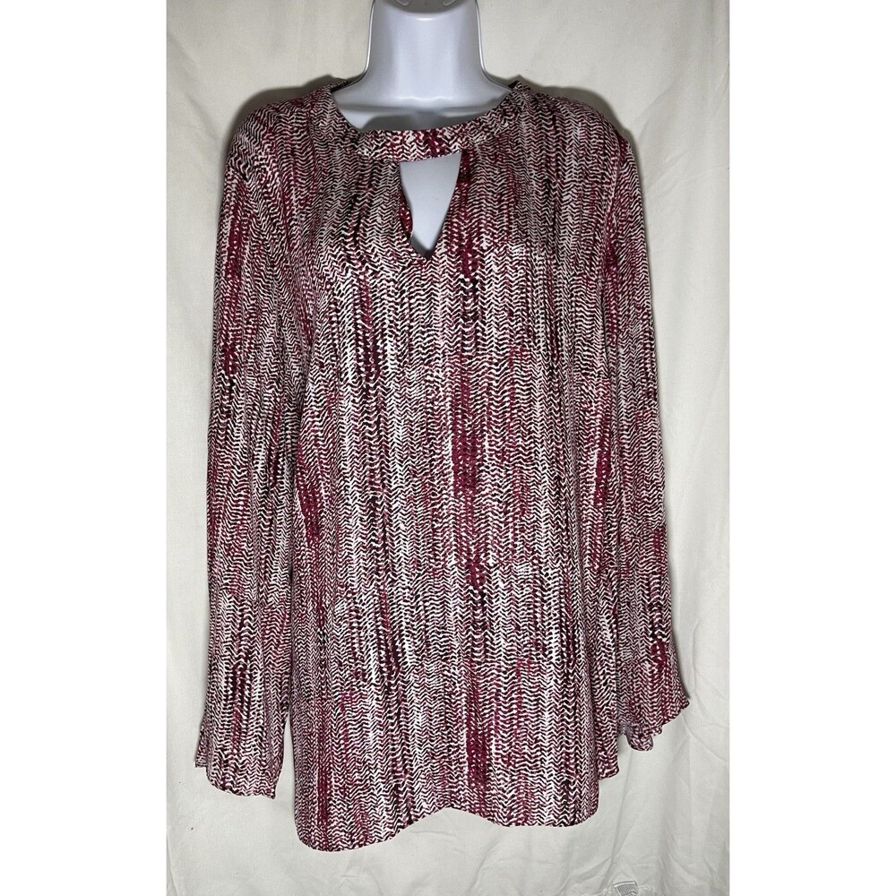 Roz & Ali Woman 3X Blouse Keyhole Neck Bell Sleeve Magenta Chevron Print Top
